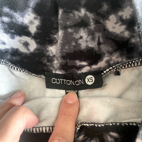 Cotton On Skirt - Picture 4 of 4